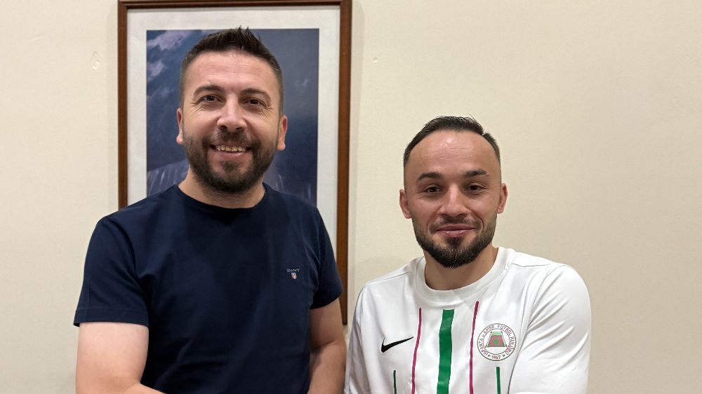 Isparta 32 Spor, Ziya Alkurt'u kadrosuna kattı!