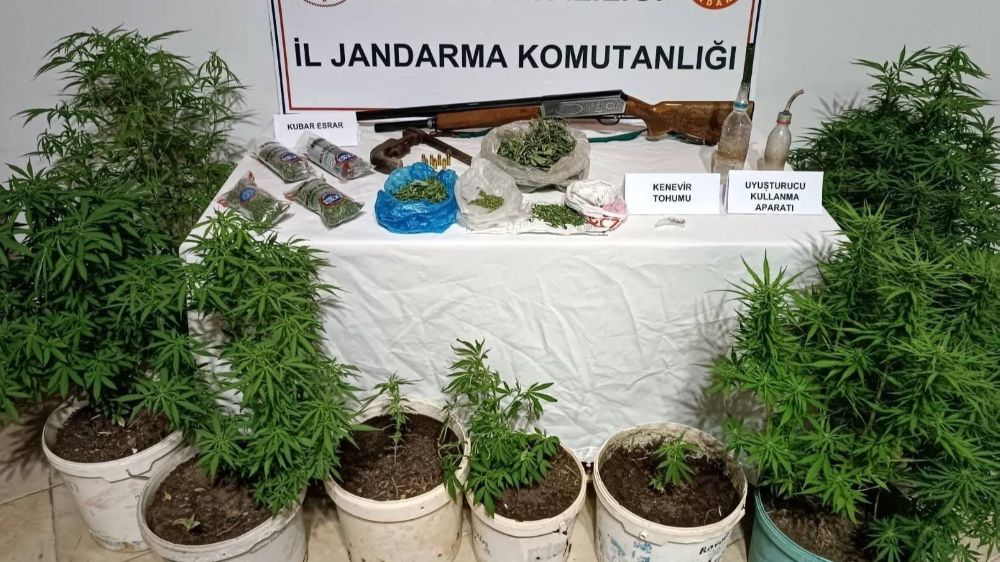 Isparta'da jandarma ekiplerinden operasyon