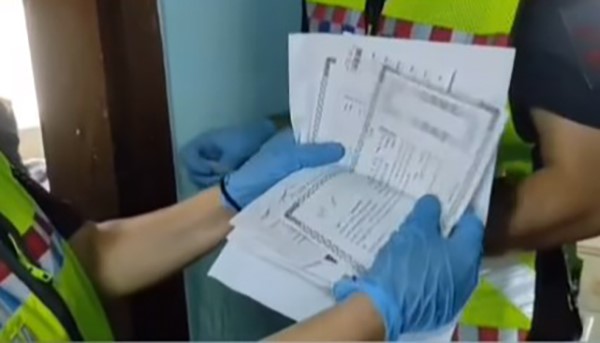 Isparta'da tefecilik operasyonu: 15 adet imzalı senet ele geçirildi