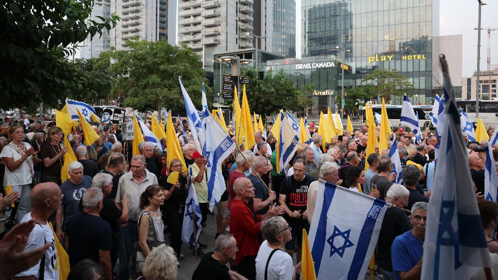 İsrail’in eski Genelkurmay Başkanı Dan Halutz ve  İsrailli emekli ve yedek savaş uçağı pilotları Gazze’nin işgaline yönelik planı protesto etti