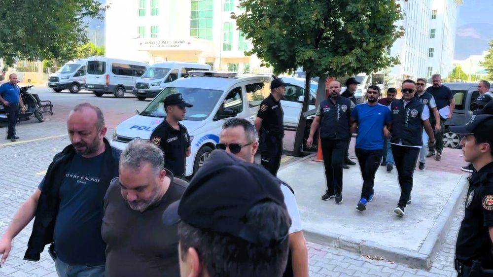 İzmir'den gelip Denizli'de adam vuran iki tetikçi ve onlara yardım eden sürücü tutuklandı