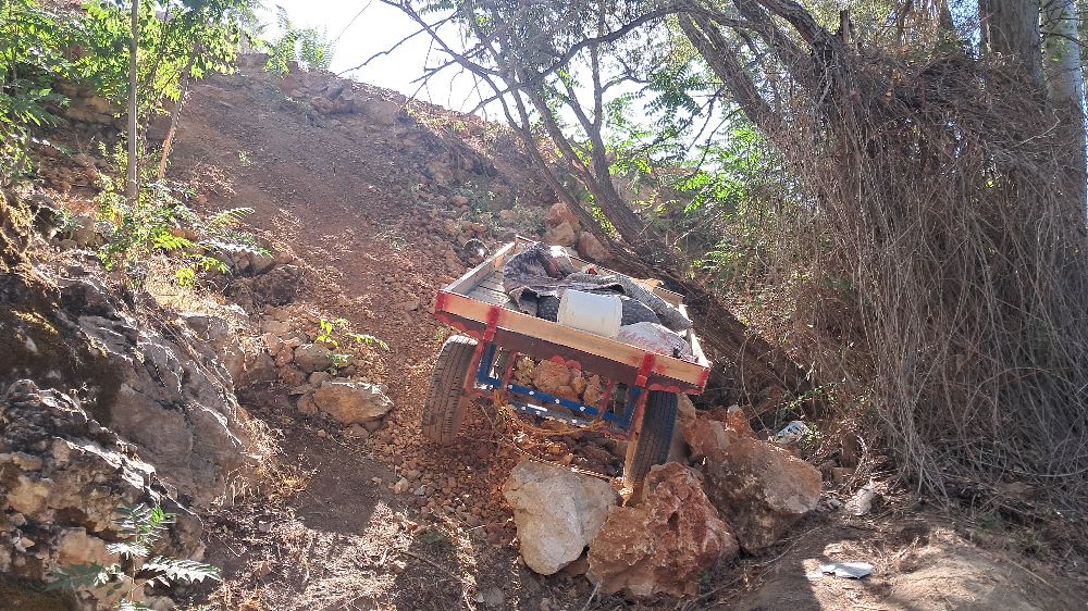 Karaman'da at arabası şarampole yuvarlandı: 4 yaralı