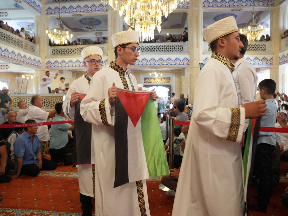 Kastamonu'da Günün anlamlı Töreni Genç Hafızlara düzenlendi