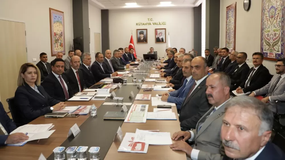 Kütahya'da Konuşan Balkan Yusuf Tekin "Bu yılki müfredatta aile, doğa ve orman sevgisini işleyeceğiz"