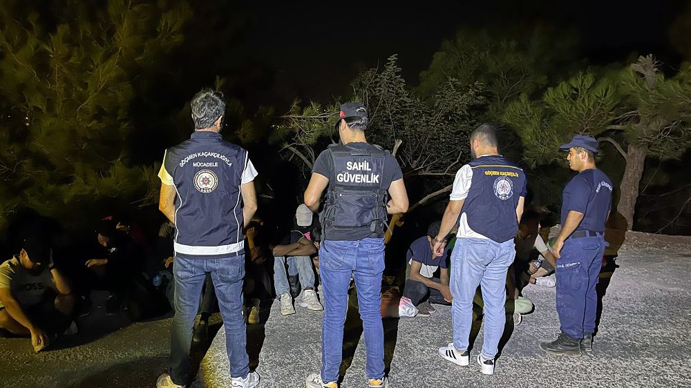 Marmaris'te 19 düzensiz göçmen yakalandı