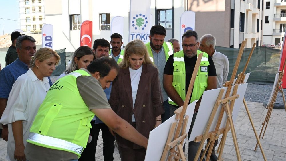 Milletvekili Ölmeztoprak TOKİ şantiyesi ve örnek daireyi inceledi