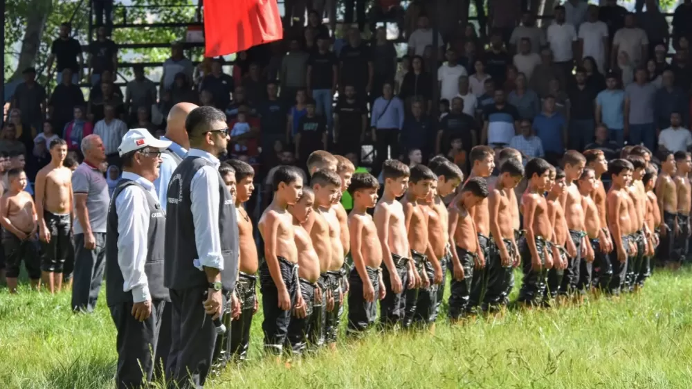 Muğla 32. Seydikemer Seki Yağlı pehlivan Güreşleri Dualarla Başladı. Başpehlivan kim olur 