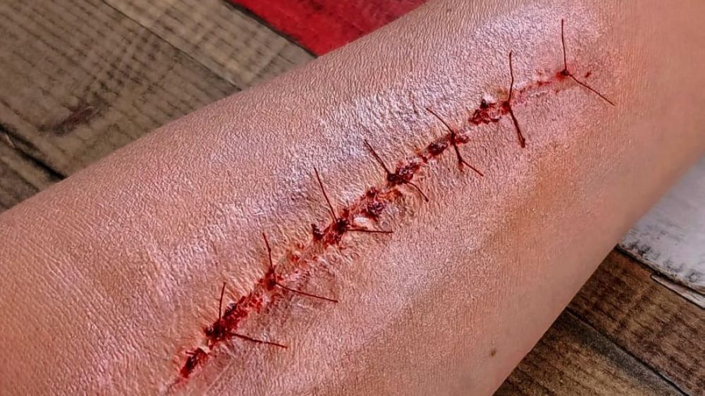 Muratpaşa’dan ekran arkasına sihirli dokunuş SFX Makyaj eğitimi başladı