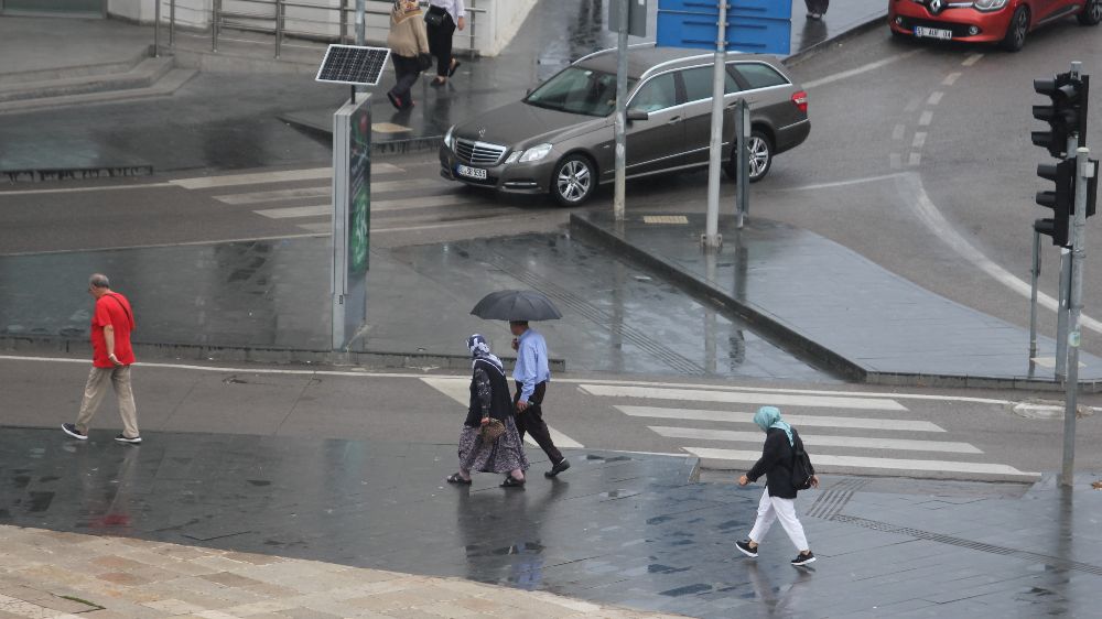 Samsun'u serinleten yağmur