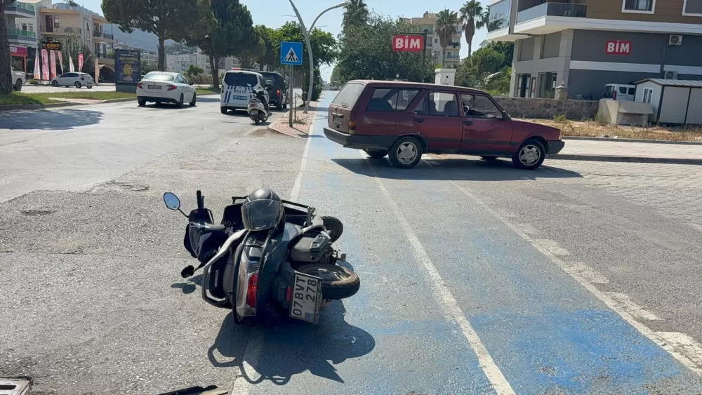 Antalya’da kaza Yaralıya ilk müdahale doktordan geldi