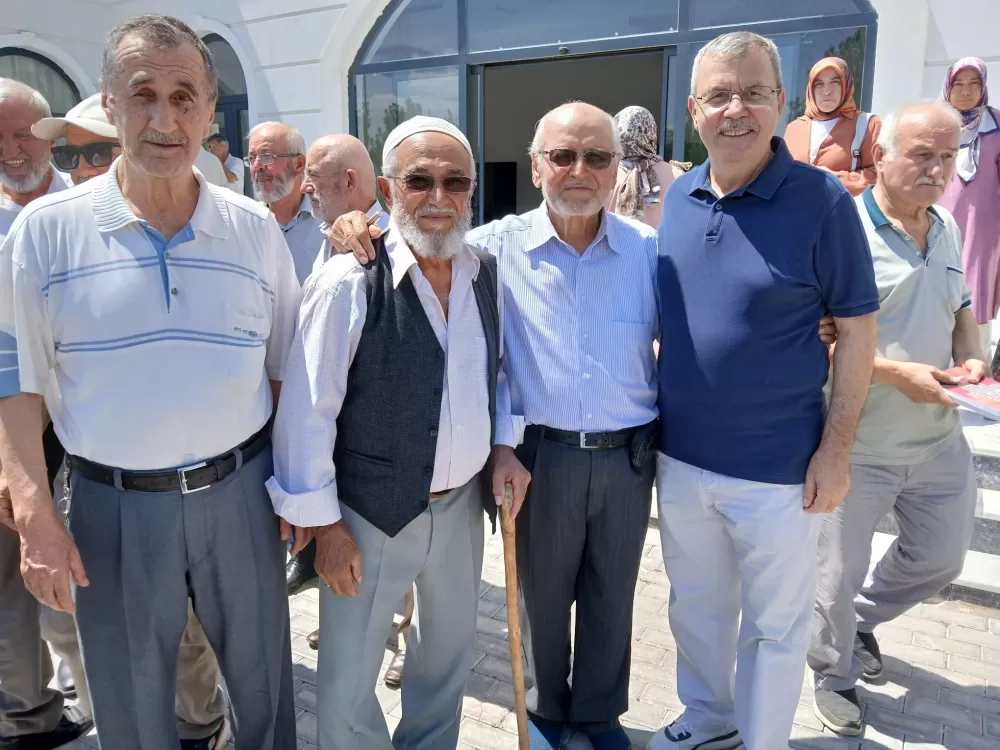 Mezunlar ve eğitimciler bir araya geldi Gölhisar İHL'de unutulmaz gün