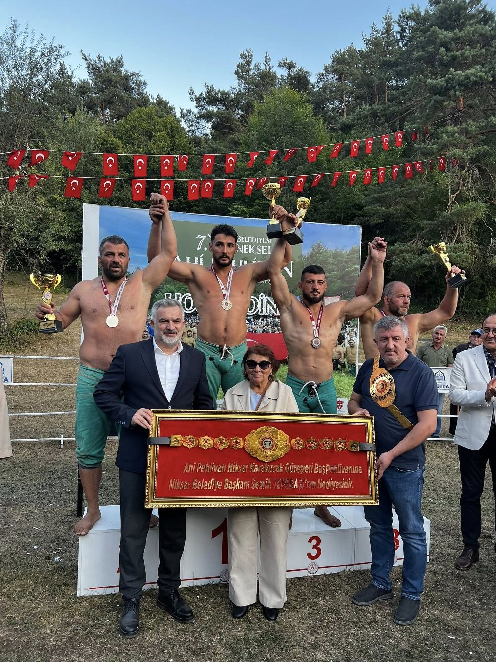 Tokat Niksar 7. Ahi Pehlivan Büyük Karakucak Güreşleri'nin Başpehlivanı Kim Oldu