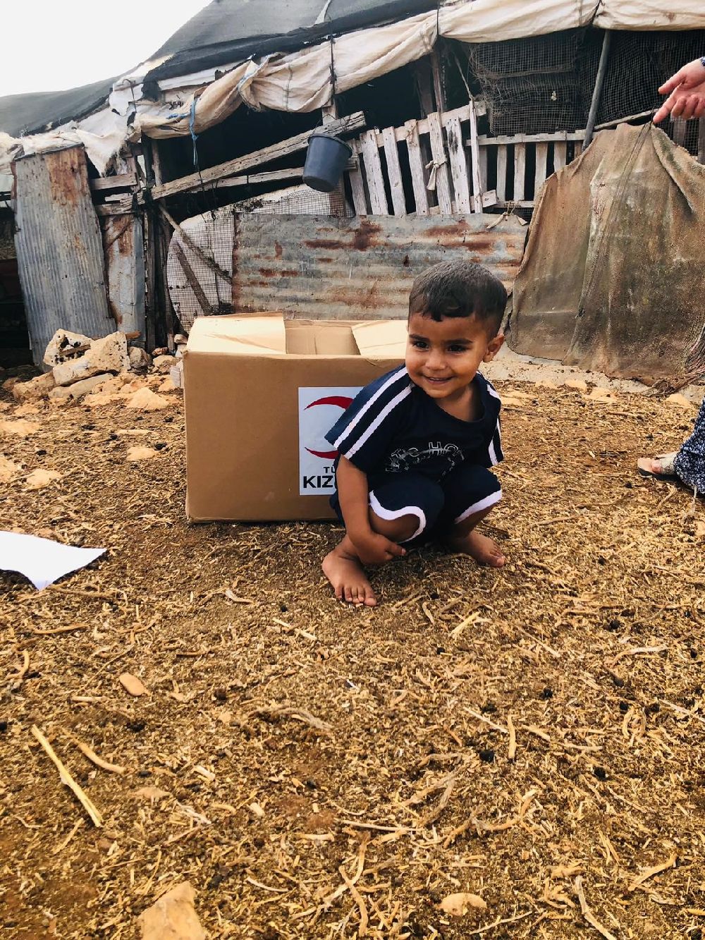 Türk Kızılay'dan Batı Şeria'ya bin 200 gıda kolisi