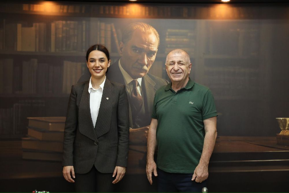 Ümit Özdağ Bucak'ta Başkan Gümüş'ü ziyaret etti Bakın neler söyledi