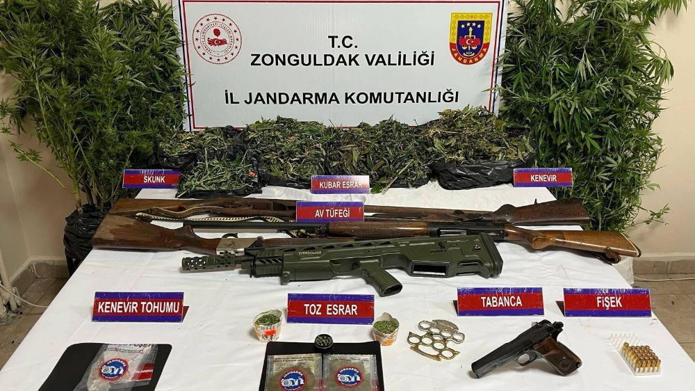 Zonguldak'ta uyuşturucu operasyonu! Yasa dışı madde ve silah ele geçirdi