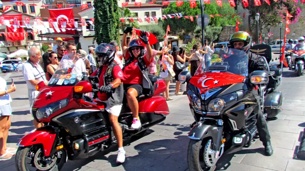 10. Uluslararası Goldwing Treffen Çeşme’de rekor katılımla gerçekleşti