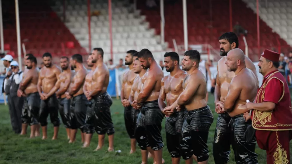 2025 yılı 673 .Tarihi Elmalı Güreşleri Başlıyor Dev Pehlivanlar Er Meydanında! Başpehlivan Kim Olur 
