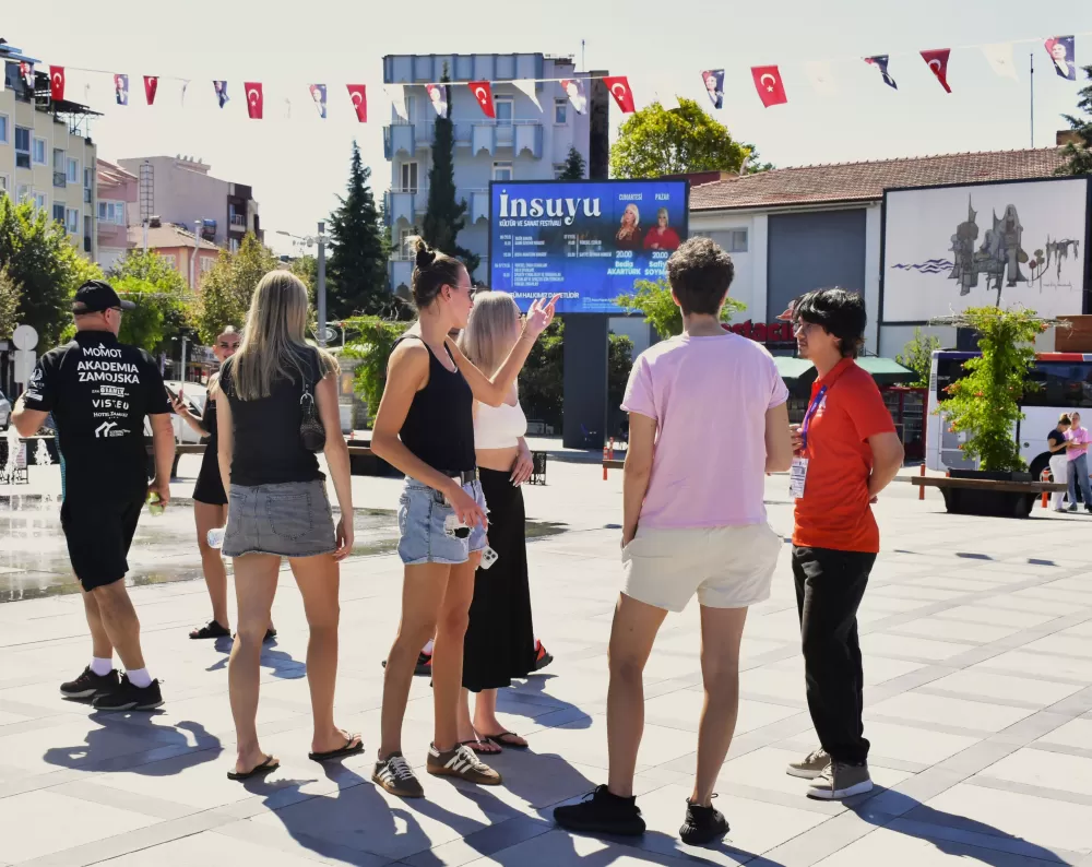 Avrupa’dan gelen sporcular Burdur’un güzelliklerini keşfettiler