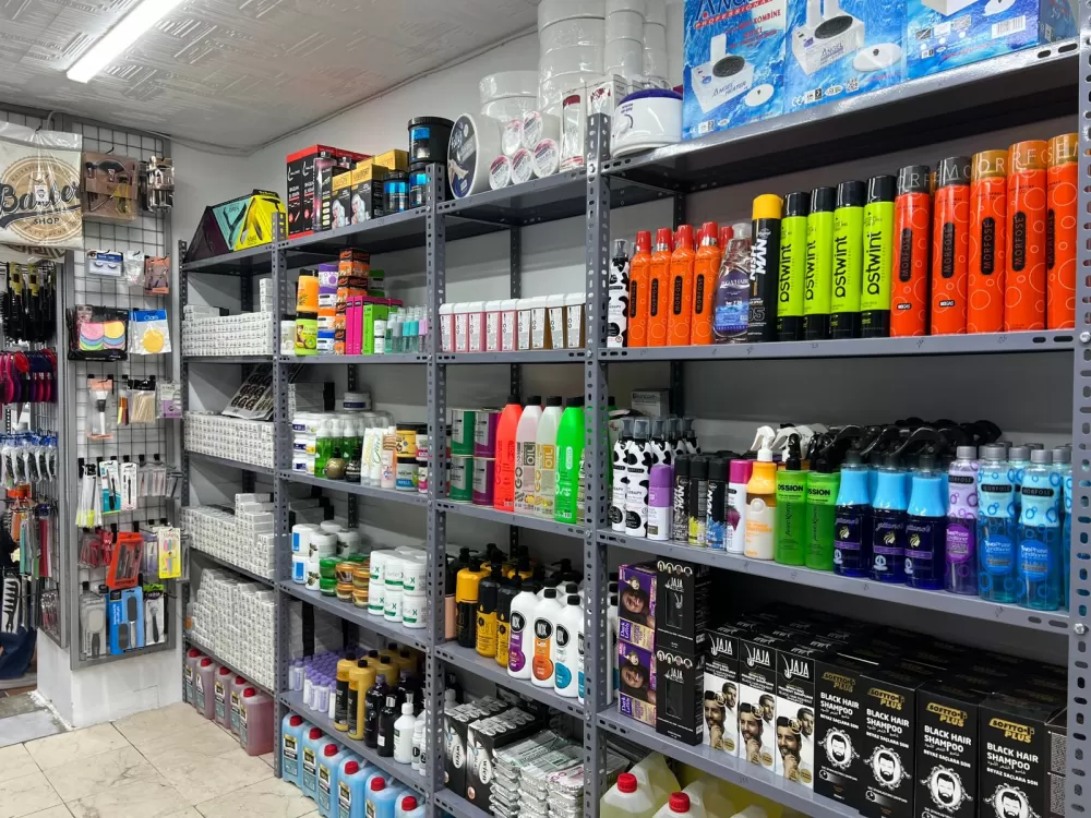 Bucak’ta bir ilk Perakende ve toptan satış Dolgun Kozmetik hizmetinizde