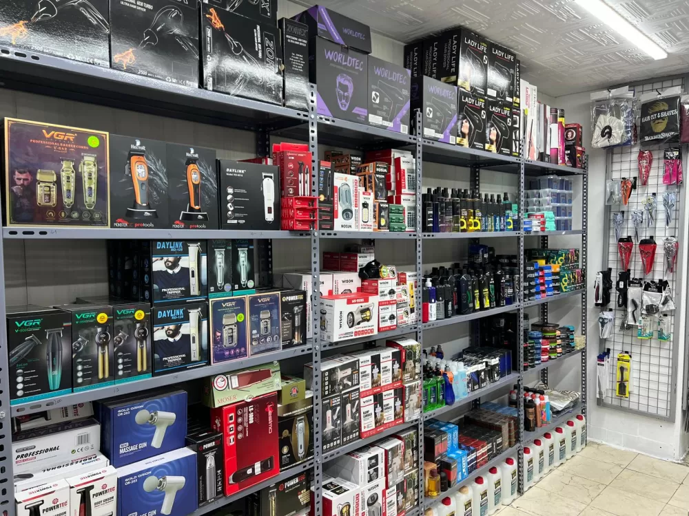 Bucak’ta bir ilk Perakende ve toptan satış Dolgun Kozmetik hizmetinizde