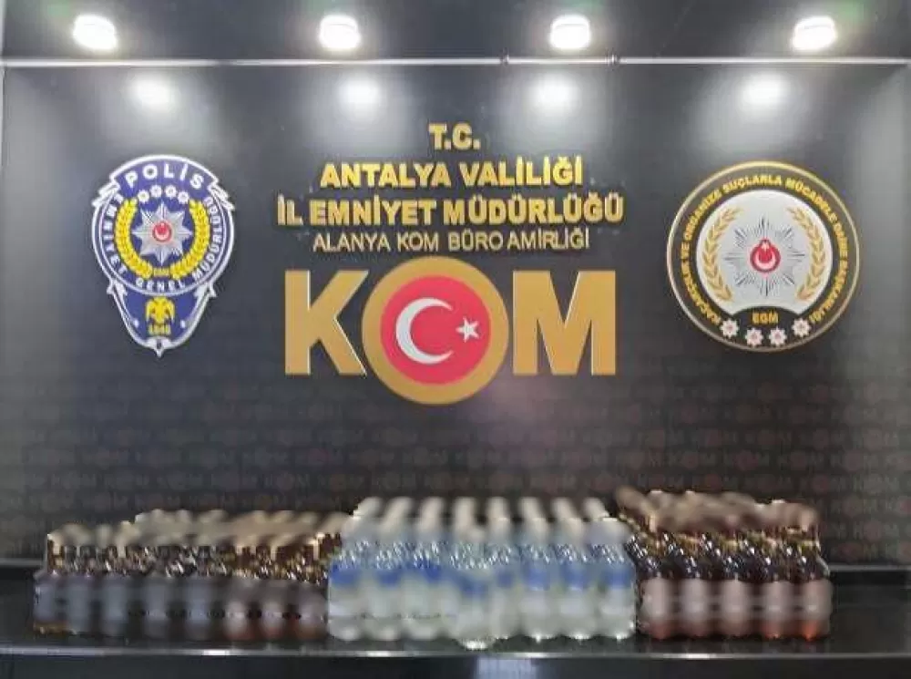 Antalya'da KOM ekipleri 712 bin 440 adet makaron ele geçirdi