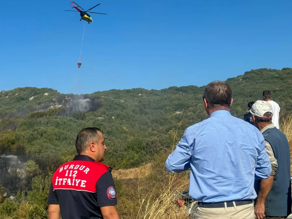 Ağlasun'da orman yangını kontrol altında! Başkan Ercengiz bölgede bilgi aldı