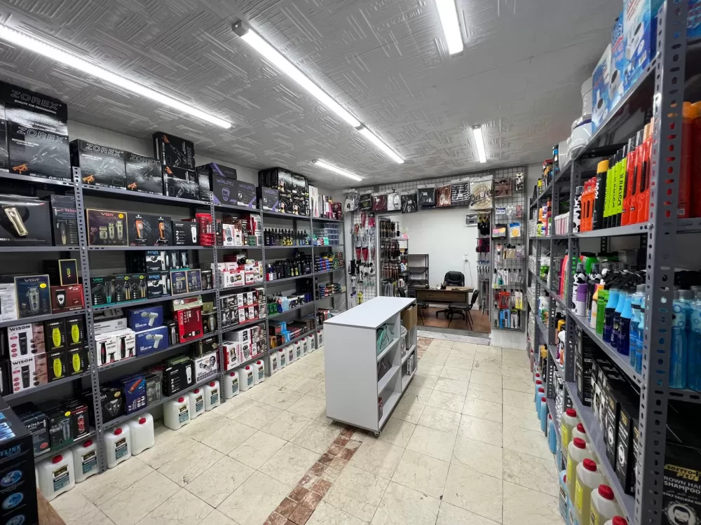 Bucak’ta bir ilk Perakende ve toptan satış Dolgun Kozmetik hizmetinizde