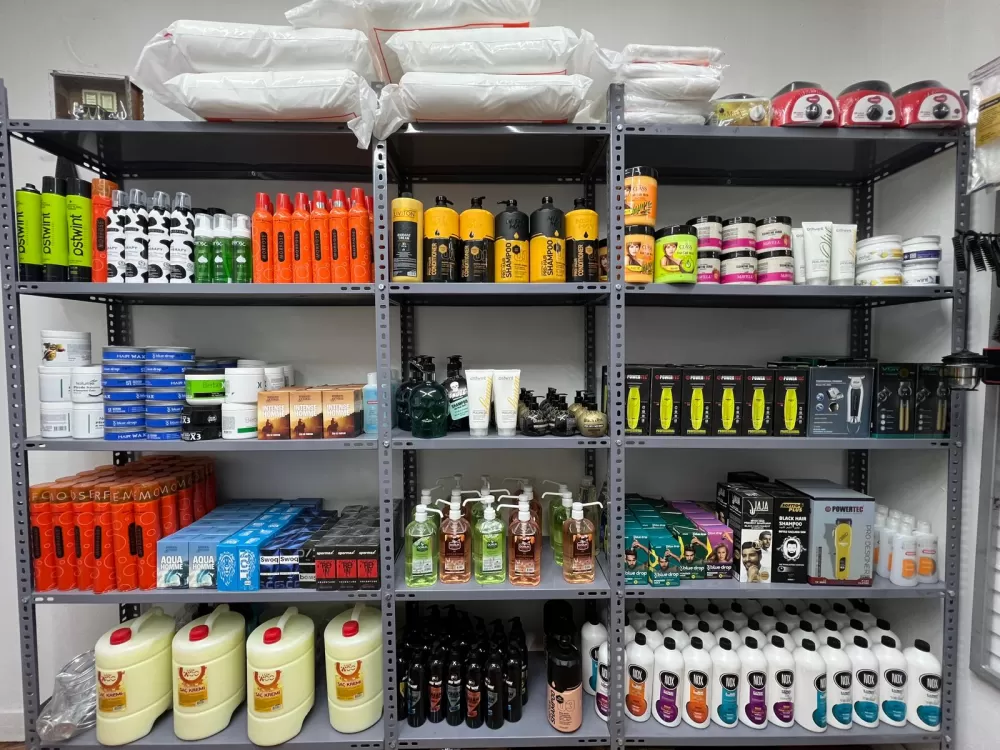 Bucak’ta bir ilk Perakende ve toptan satış Dolgun Kozmetik hizmetinizde