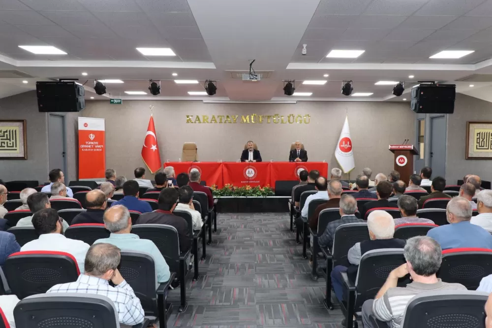 Konya İl Müftüsü Prof. Dr. Ali Öge, Karatay İlçe Müftülüğü Personeliyle Bir Araya Geldi