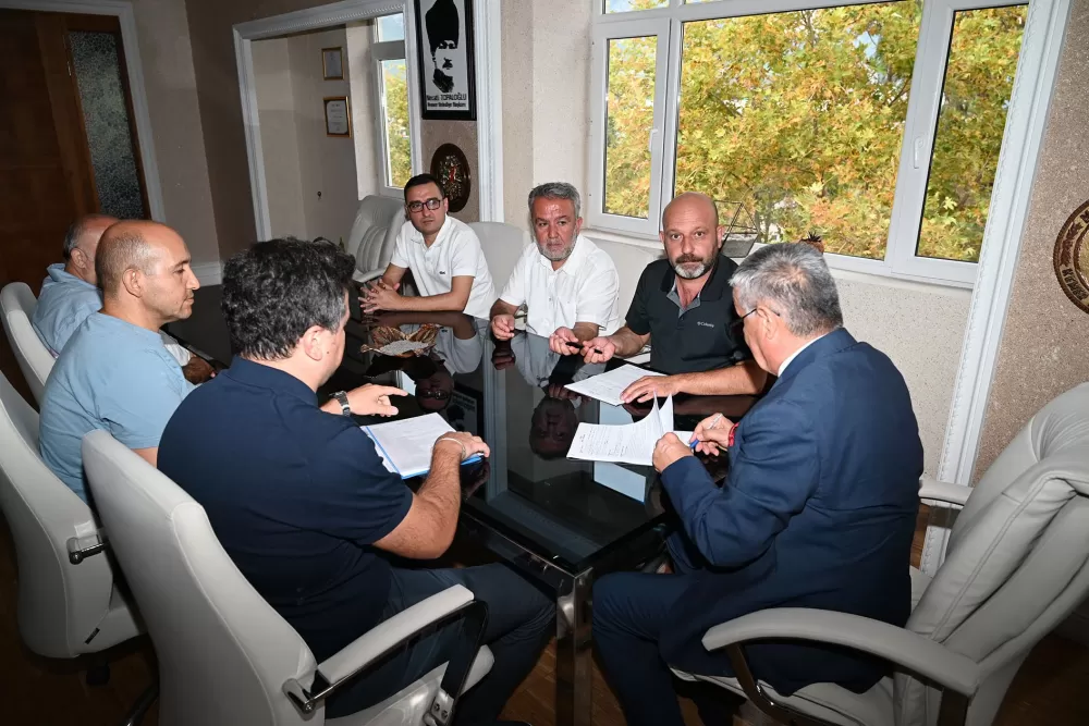 Kemer’de kadrolu işçileri kapsayan toplu iş sözleşmesi imzalandı