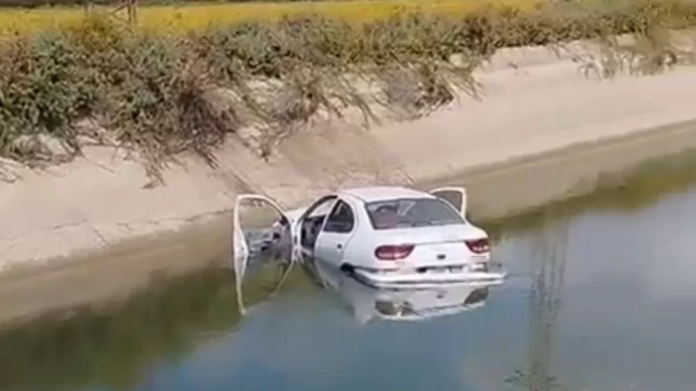  Adana Yüreğir'de otomobil sulama kanalına devrildi 1 ölü, 2 yaralı