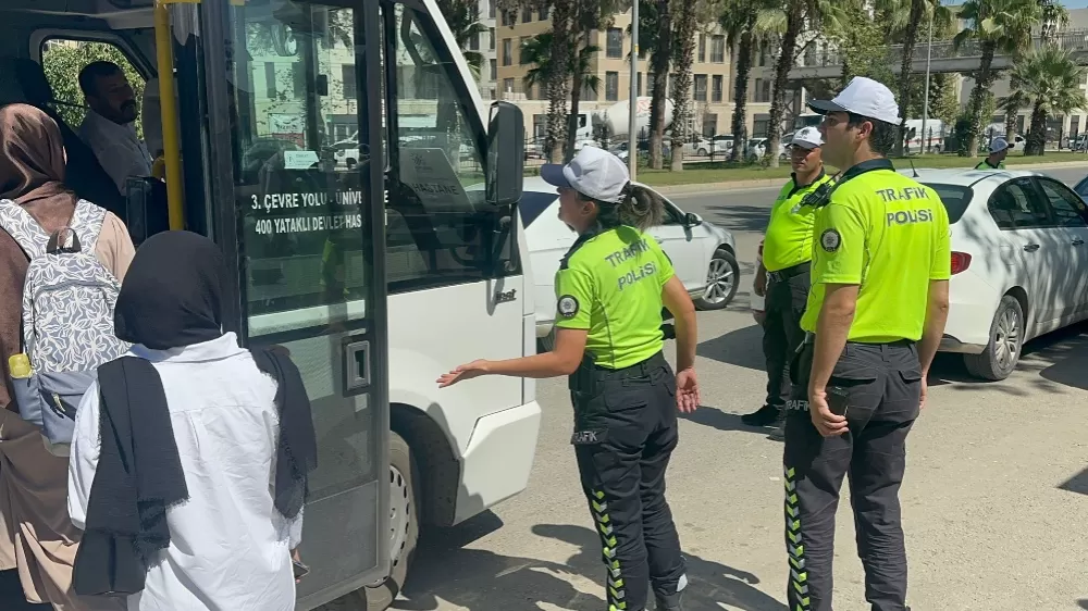 Adıyaman'da şikayetini dile getiren sürücü ile trafik polisleri arasında gerginlik