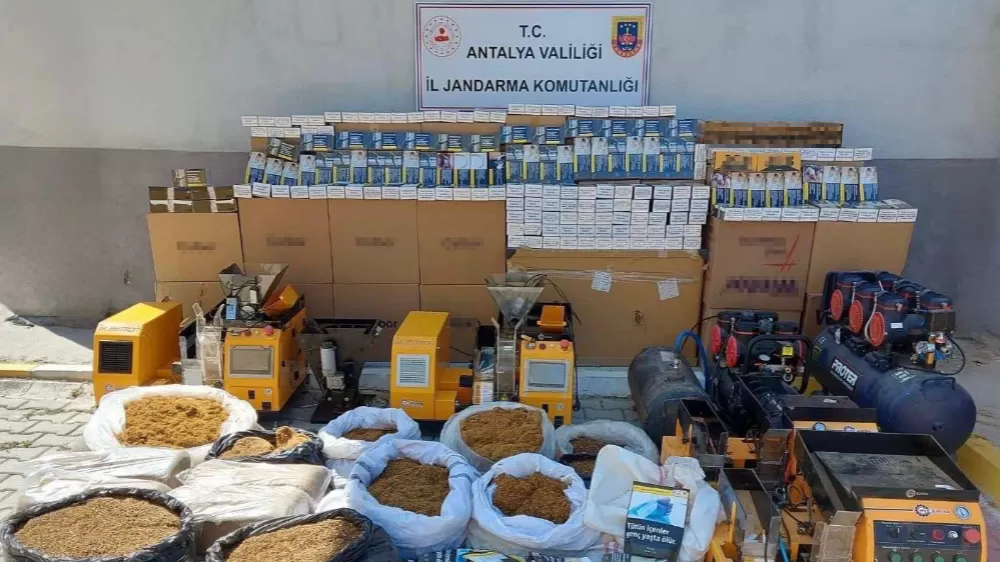 Alanya'da kaçak tütün operasyonu