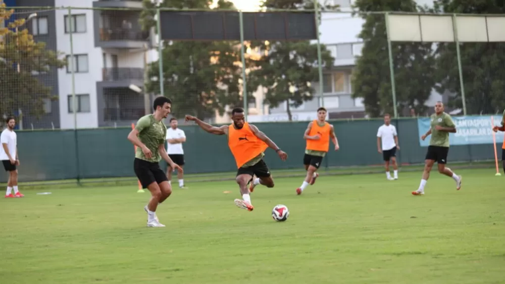 Alanyaspor, Fenerbahçe maçı hazırlıklarına başladı