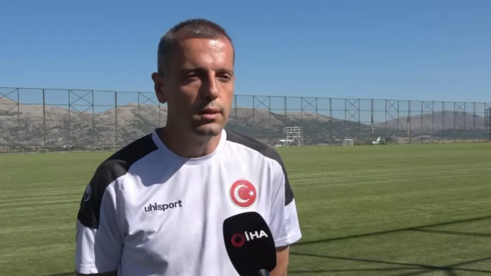 Anne ve babasının sesi oldu, şimdi ise ay-yıldızlı forma için çalışıyor