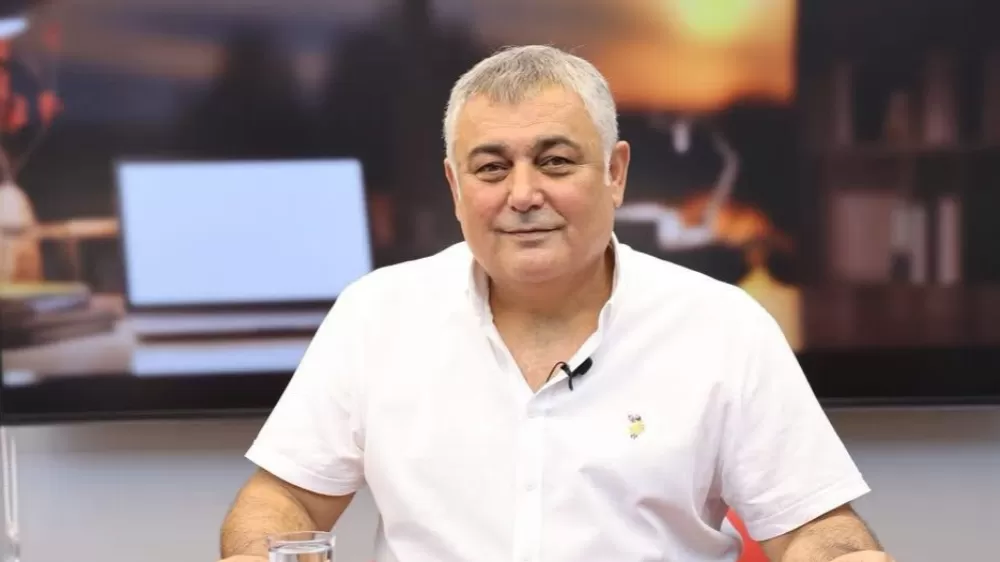 Antalya  Aksu Belediye Başkanı İsa Yıldırım CHP’den istifa etti