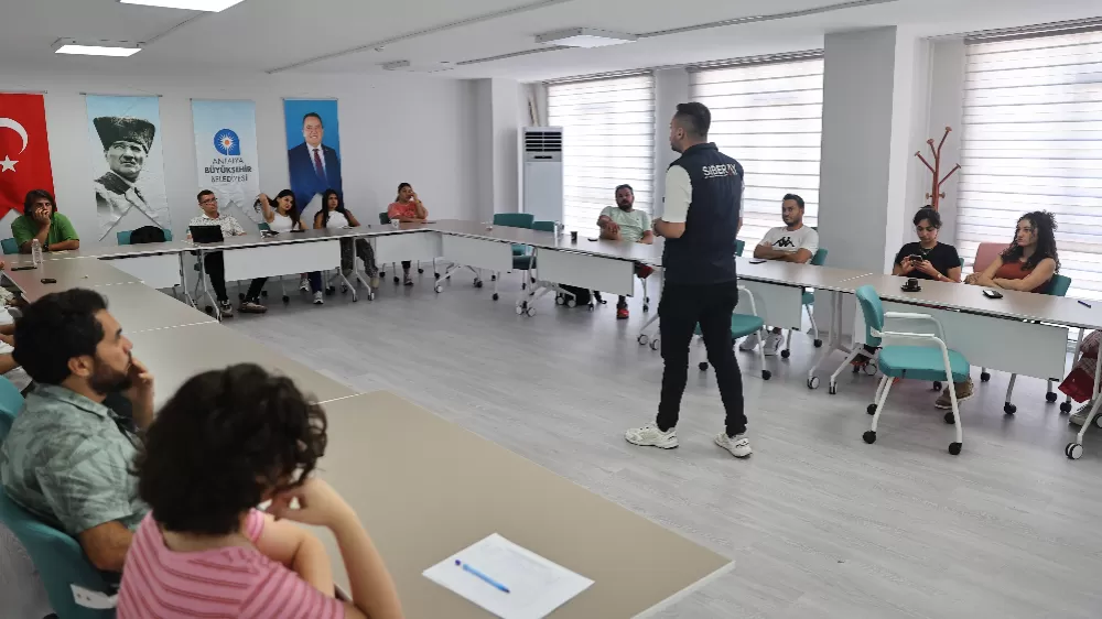 Antalya Büyükşehir Belediyesi’nden siber güvenlik eğitimi