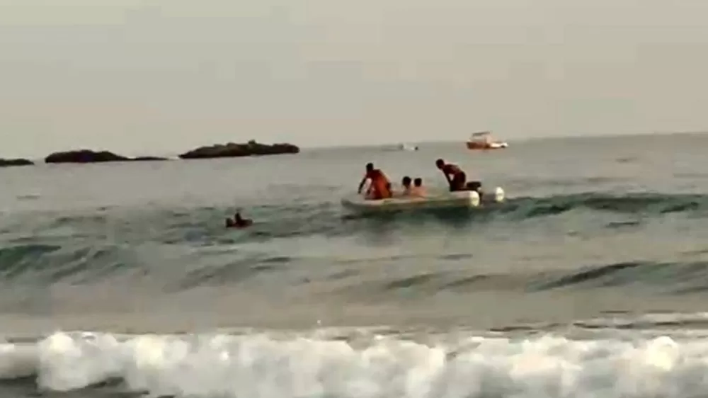 Antalya'da cankurtaranların yoğun mesaisi 6 kişiyi kurtardılar