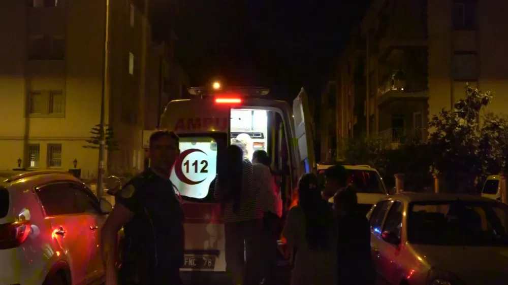 Antalya'da Komşuların portakal  koparması kavgaya dönüştü 2 kişi silahla vuruldu 