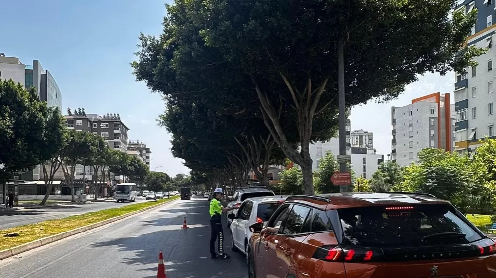 Antalya'da son 1 haftada 16 bin 155 araç ve sürücüsüne ceza kesildi