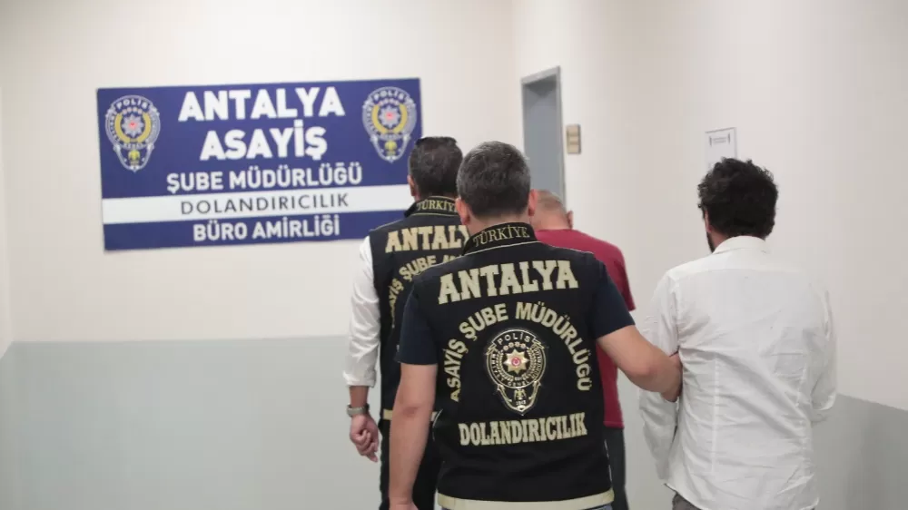 Antalya'da son 2 haftada yarım milyondan fazla kişi sorgulandı, 392 şüpheli tutuklandı