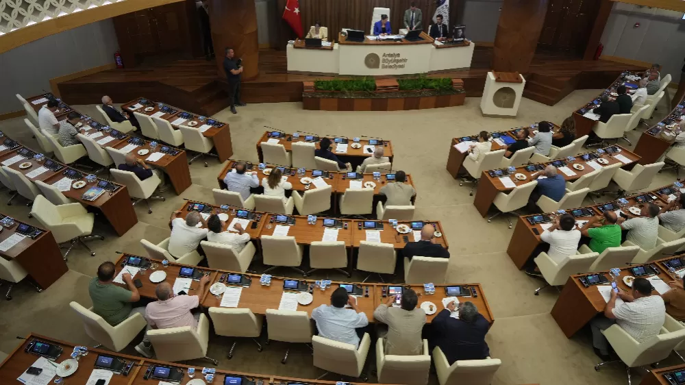 Antalya'da toplu taşıma, okul servis ve kreş ücretlerine zam geldi