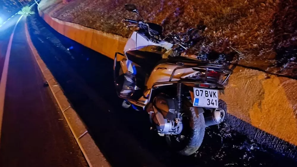 Antalya'da trafik kazası 1 kişi yaralandı