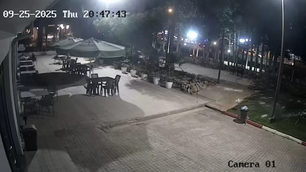 Antalya'ya gökten buz kütlesi düştü