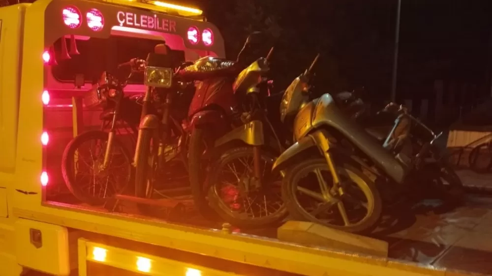 Bolvadin'de 20 motosiklet trafikten men edildi