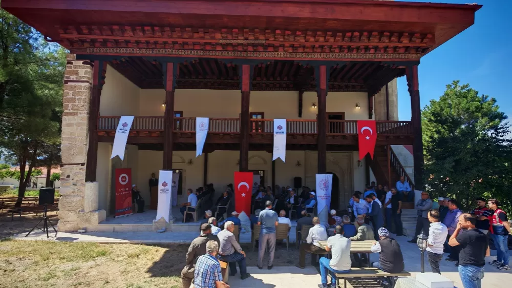 Burdur Çavdır 'da Tarihi Dengere Camii restore edilerek Yeniden İbadete Açıldı
