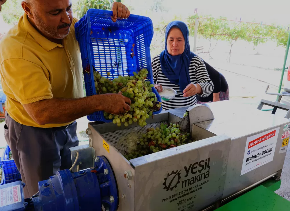 Çizmeler rafa kalktı pekmez üretimi kolaylaştı