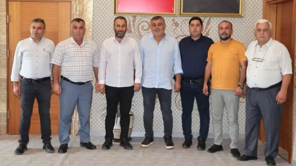  CHP’den istifa eden Aksu Belediye Başkanı İsa Yıldırım meclis üyelerinin istifalarını değerlendirdi