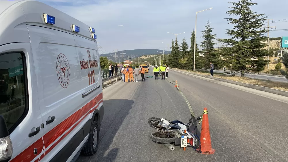 Burdur’da motosiklet kazası can aldı Amcası ayakkabısından tanıdı!