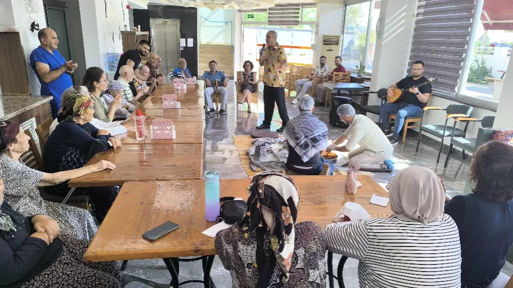 Gazipaşa'da huzurevinde sıra gecesi coşkusu